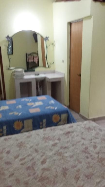 Hotel Y Hostel Guerrero Эль-Фуэрте Экстерьер фото